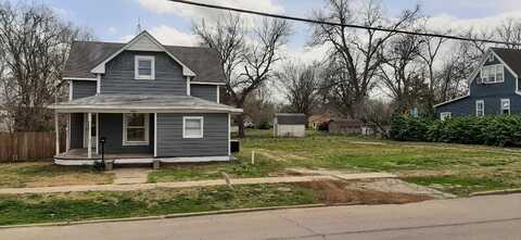 615 Church Street, Neodesha, KS 66757