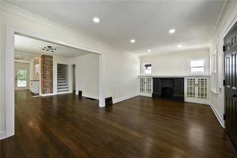 5236 Woodland Avenue, Kansas City, MO 64110