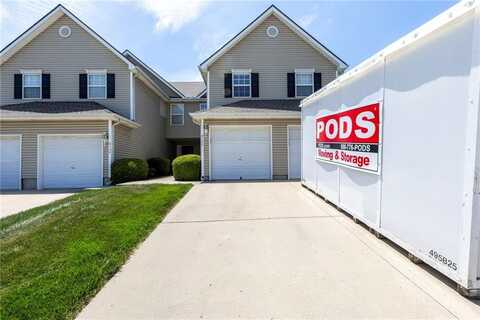 8106 N Lawn Avenue, Kansas City, MO 64119