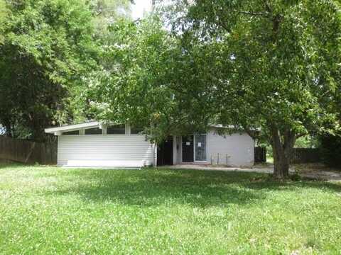 1206 NE 67th Street, Gladstone, MO 64118