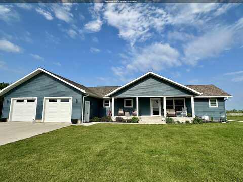 3277 335th Avenue, Ruthven, IA 51358