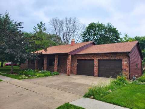 214 8Th Street SE, Spencer, IA 51301