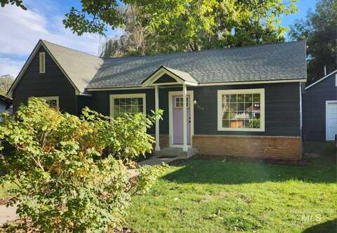 463 E Court St, Weiser, ID 83672