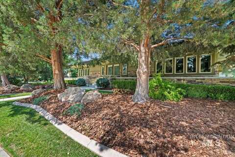 356 E Lake Briar Lane, Eagle, ID 83616