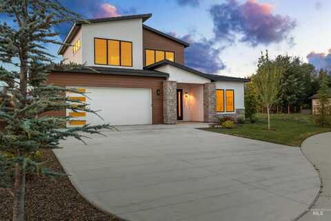 6536 W Flathead Lake St, Eagle, ID 83616