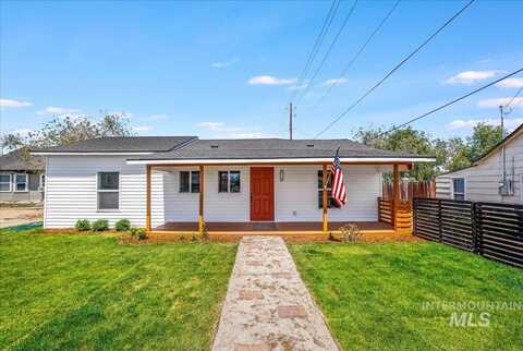 714 Walnut St, Buhl, ID 83616