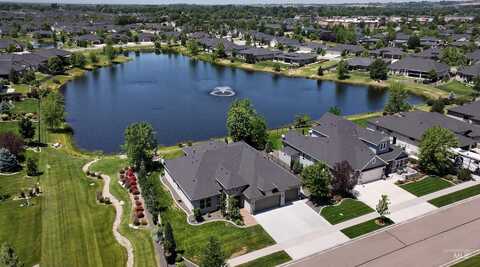 547 S Rivermist Ave, Star, ID 83669