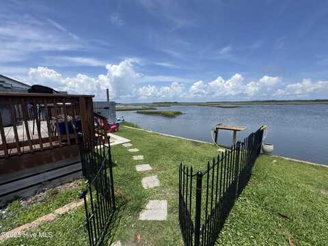 123 Cedar Point Boulevard, Cedar Point, NC 28584