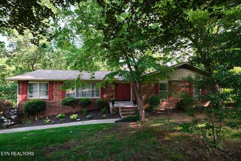 101 Greenbriar Lane, Oak Ridge, TN 37830