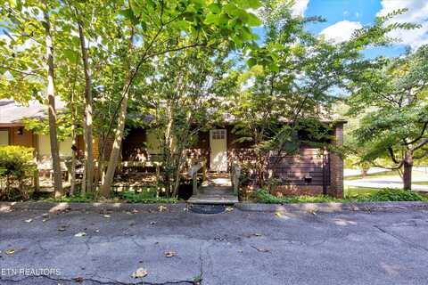 1434 Montvale Station Rd, Maryville, TN 37803