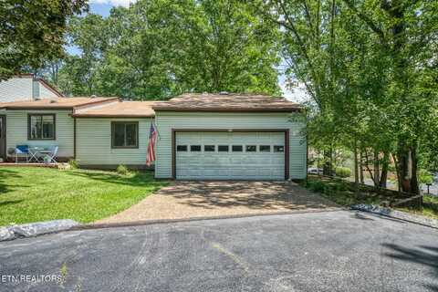 30 Woodland Terrace, Crossville, TN 38558