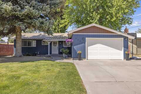 5841 Winter Avenue, Klamath Falls, OR 97603
