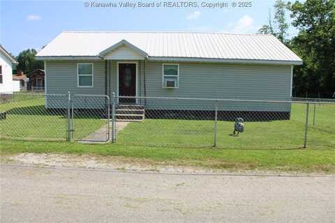 21 Damron Avenue, Branchland, WV 25506