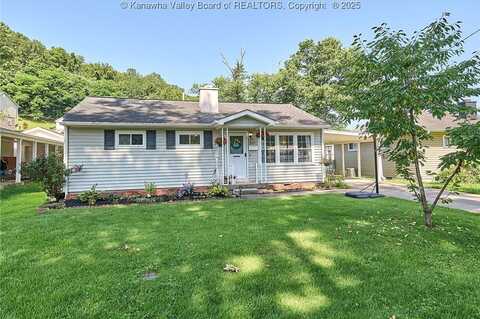 207 Sun Valley Drive, Saint Albans, WV 25177