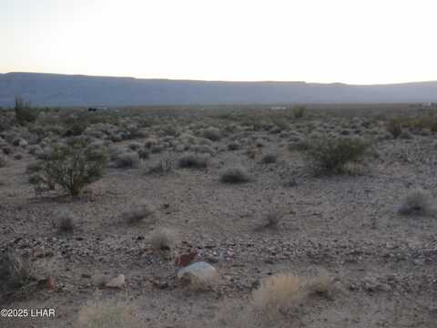 00 Arlington Rd, Yucca, AZ 86438