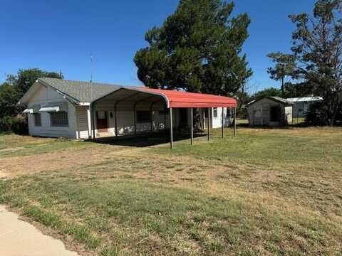 316 W Houston Street, Floydada, TX 79235