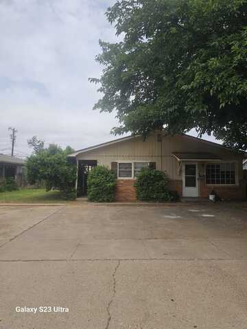 2118 38th Street, Lubbock, TX 79412