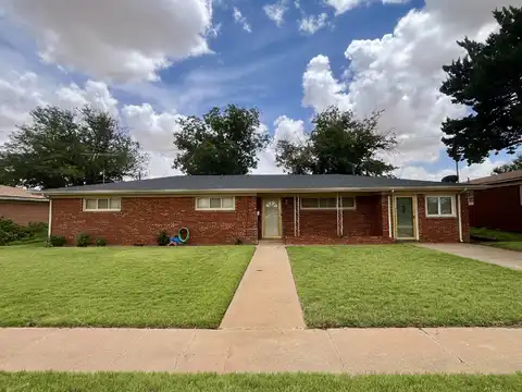 1214 E Buckley Street, Brownfield, TX 79316