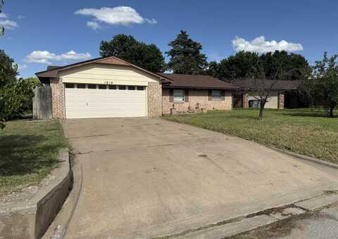 1819 NW Crosby Park Cir, Lawton, OK undefined