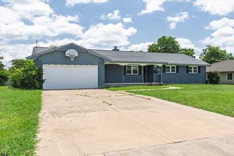 1605 NW 34th St, Lawton, OK 73505