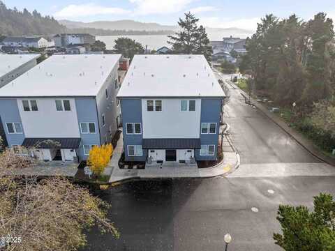 918 SW 48th Street, Lincoln City, OR 97367
