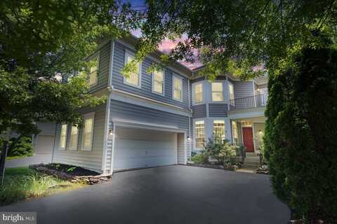8341 TILLETT LOOP, MANASSAS, VA 20110