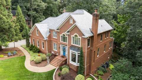 9261 Royal Grant Dr, Hanover, VA 23116