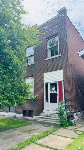 3744 Gravois Avenue, Saint Louis, MO 63116