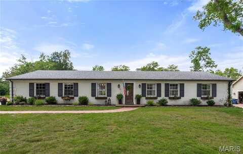 1715 Pine Hill Drive, Des Peres, MO 63131