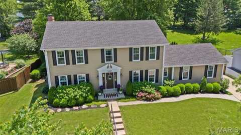 568 Ballas Park Drive, Des Peres, MO 63122