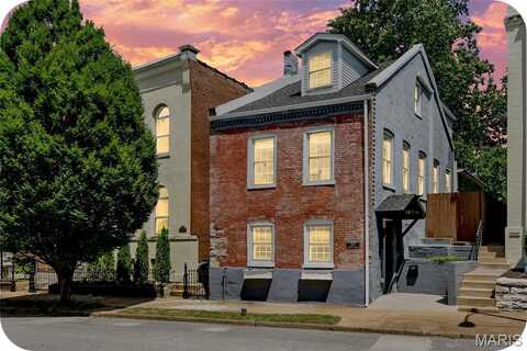 2812 Indiana Avenue, Saint Louis, MO 63118