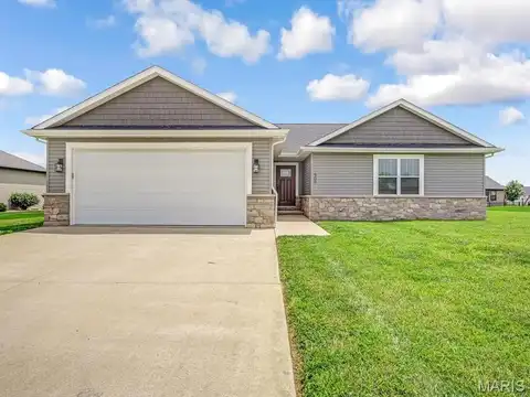 900 W 1st Street, Aviston, IL 62216