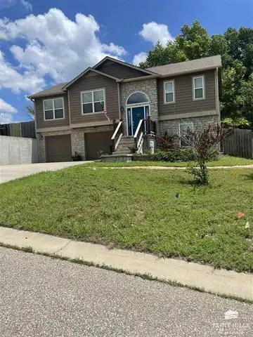 413 Allen Lane, Saint George, KS 66535