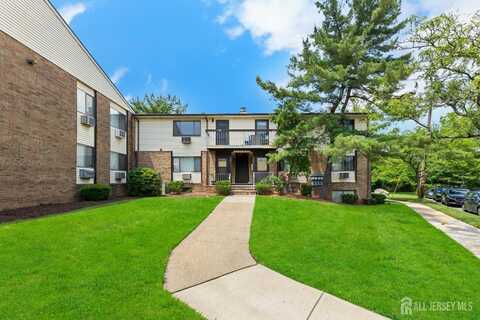 1004 Cricket Lane, Woodbridge, NJ 07095