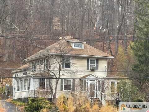 55 Mendham Avenue, Morris, NJ 07960