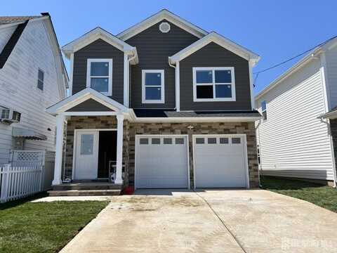 63 Grant Avenue, Carteret, NJ 07008