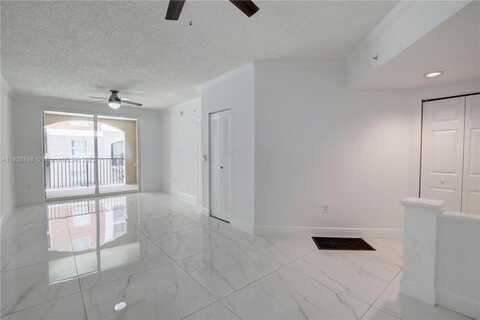 17100 N Bay Rd, Sunny Isles Beach, FL 33160