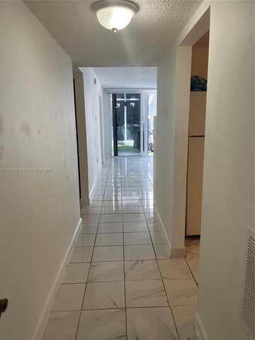 10000 NW 80th ct, Hialeah Gardens, FL 33016