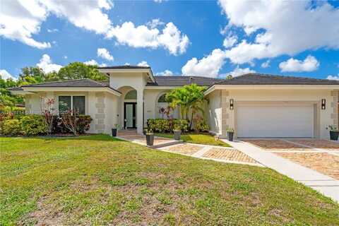 529 Curtiss Pkwy, Miami Springs, FL 33166