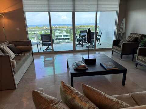 20201 E Country Club Dr, Aventura, FL 33180