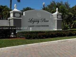 11030 Legacy Dr, Palm Beach Gardens, FL 33410