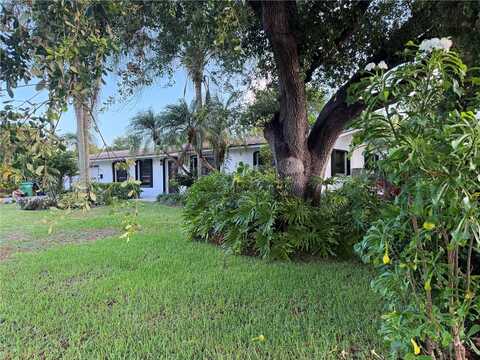 9321 SW 177th St, Palmetto Bay, FL 33157