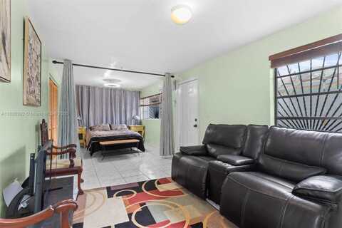 410 East Dr, North Miami Beach, FL 33162