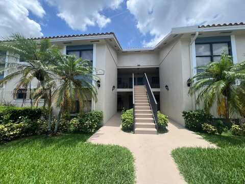 1543 Lake Crystal Dr, West Palm Beach, FL 33411