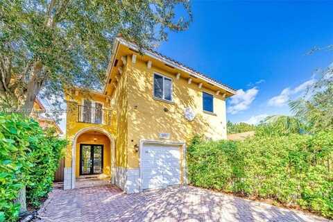 3050 Elizabeth St, Miami, FL 33133