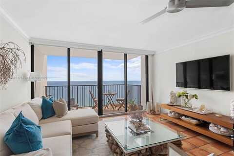 2101 S Ocean Dr, Hollywood, FL 33019