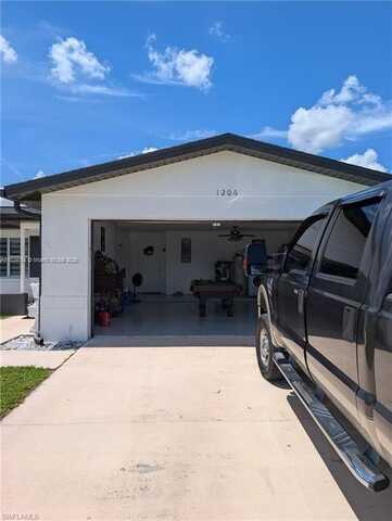 1206 Archdale ST, Lehigh Acres, FL 33936