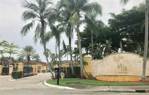 165 NW 96th Ter, Pembroke Pines, FL 33024