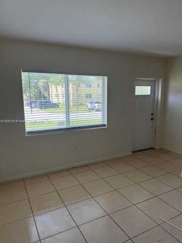 401 NW 84th St, Miami, FL 33150