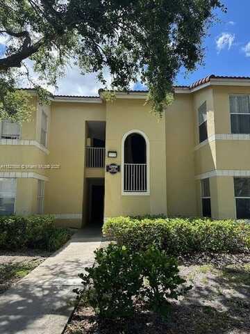 12950 Vista Isles Dr, Sunrise, FL 33325